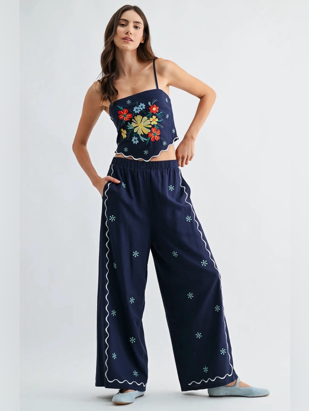2Pc Embroidered Navy Wide-Leg Pants - Floral Accent S-L
